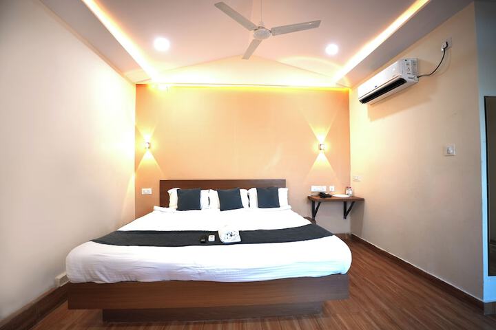 Room 16 of 26