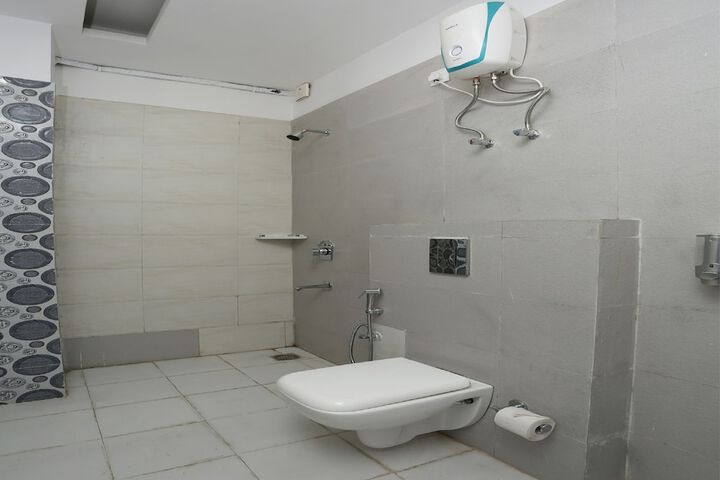 Room 15 of 29
