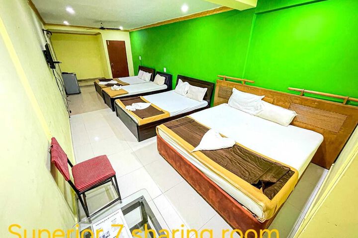 Room 5 of 39