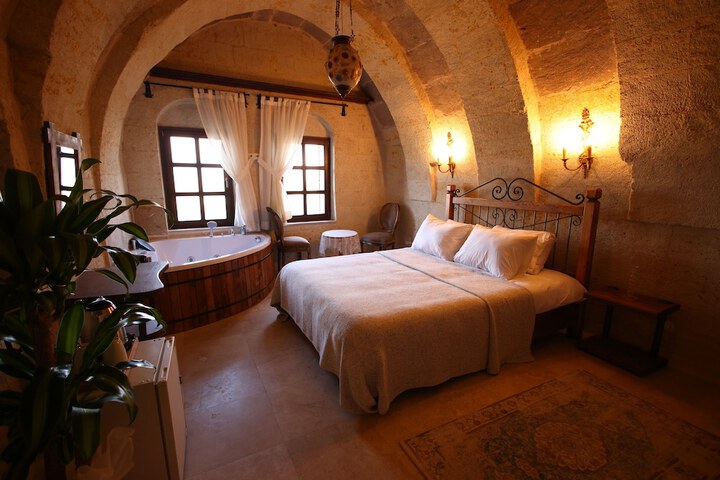 Room 8 of 55