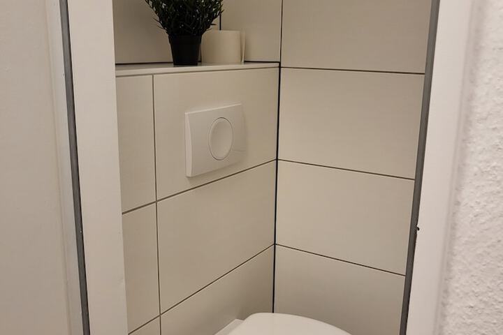 Room 13 of 21