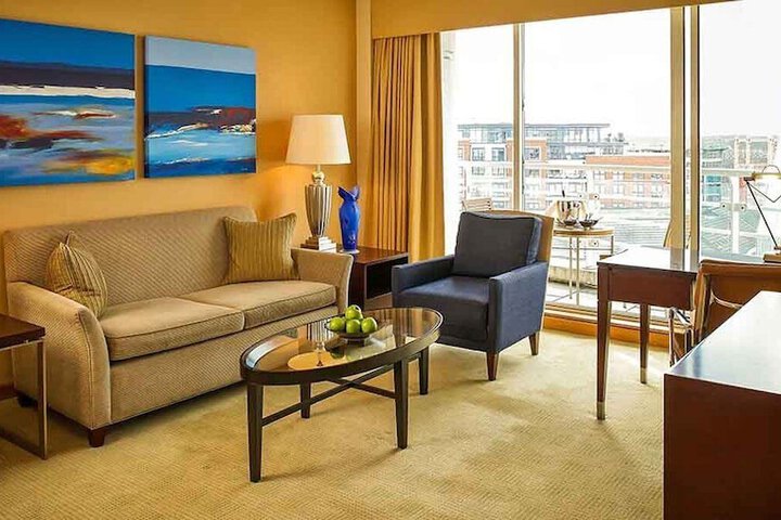 Room 62 of 441