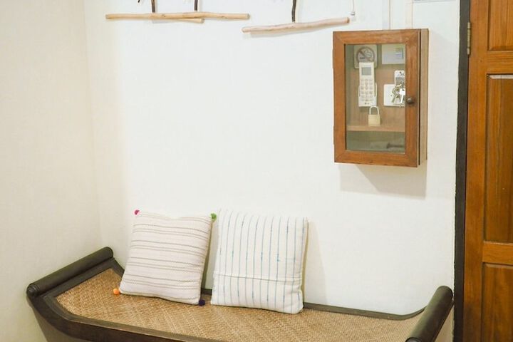 Room 18 of 66