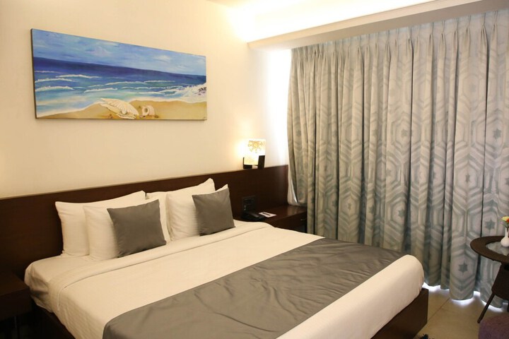 Room 13 of 40