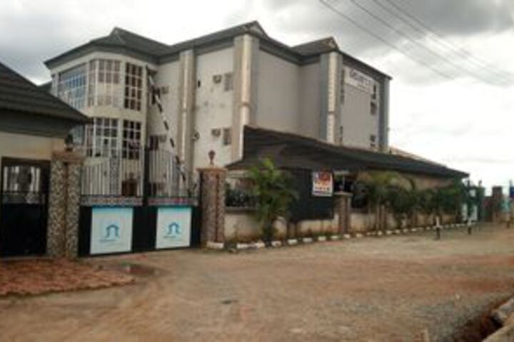 Wetland Hotels