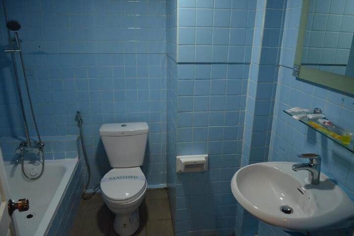 Room 18 of 26
