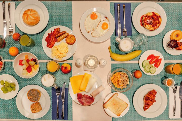 Breakfast/Coffee Service 70 of 89