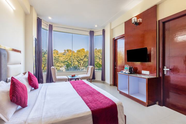 Room 18 of 38