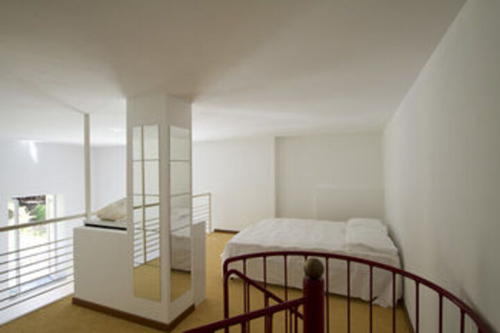 Room 41 of 74