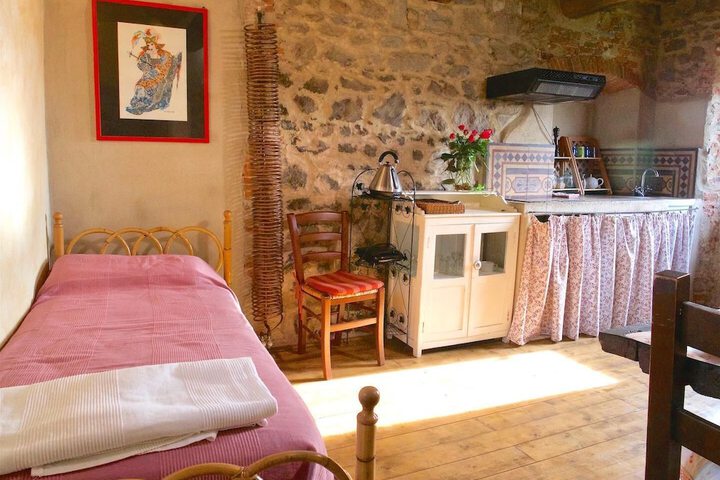 Room 43 of 86