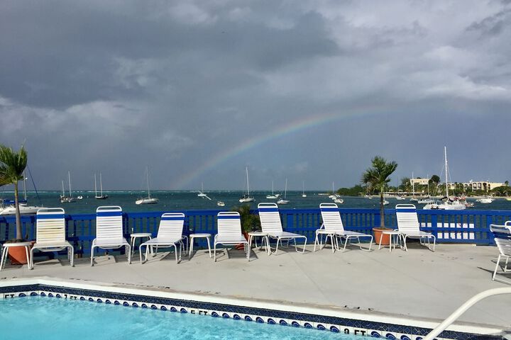 Hotel with Pool
