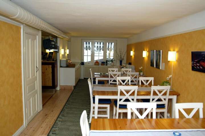 Dining Photos