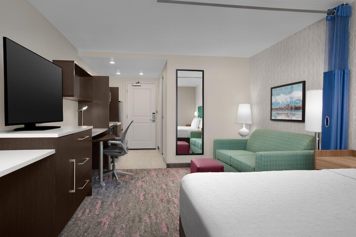 Room 22 of 46