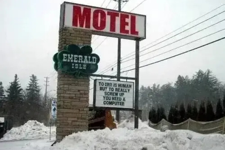 Photo of Emerald Isle Motel