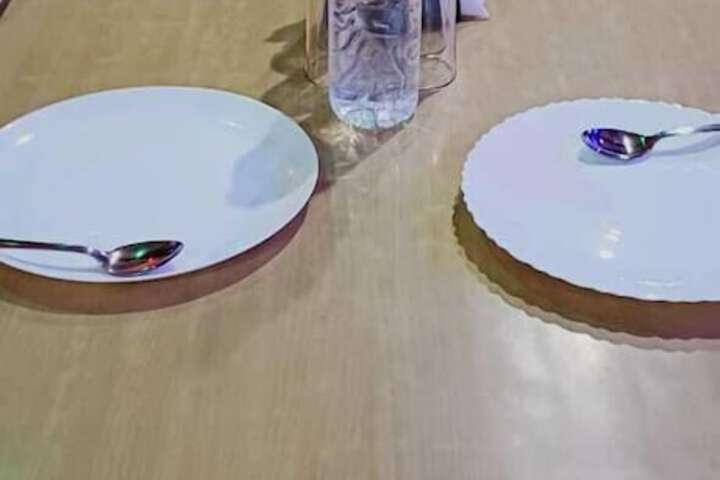 Dining 58 of 94