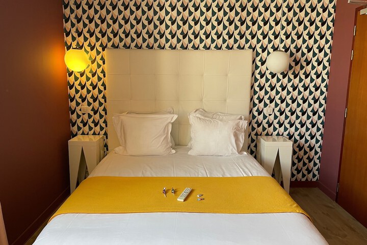 Room 8 of 47