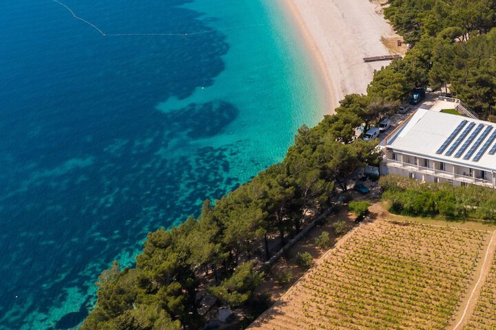 Zlatni rat Beach Resort in Bol