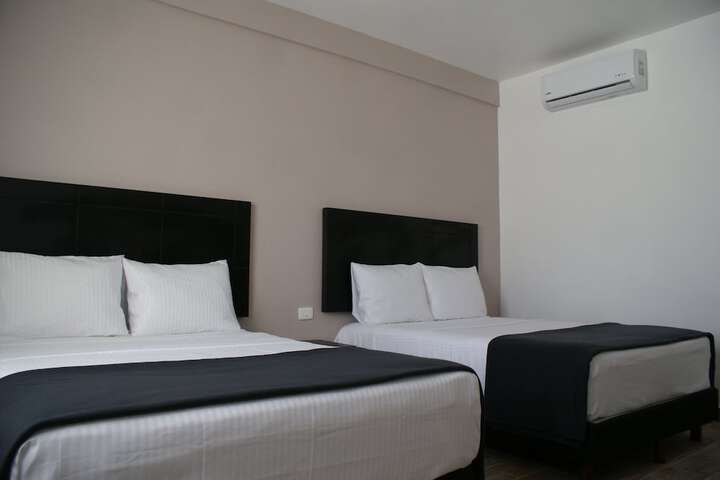 Room 10 of 15