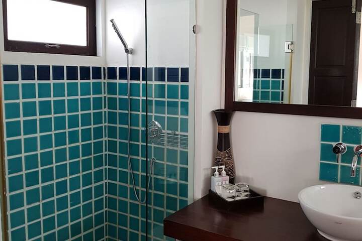 Room 20 of 49
