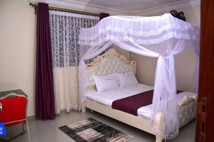 Room 8 of 26