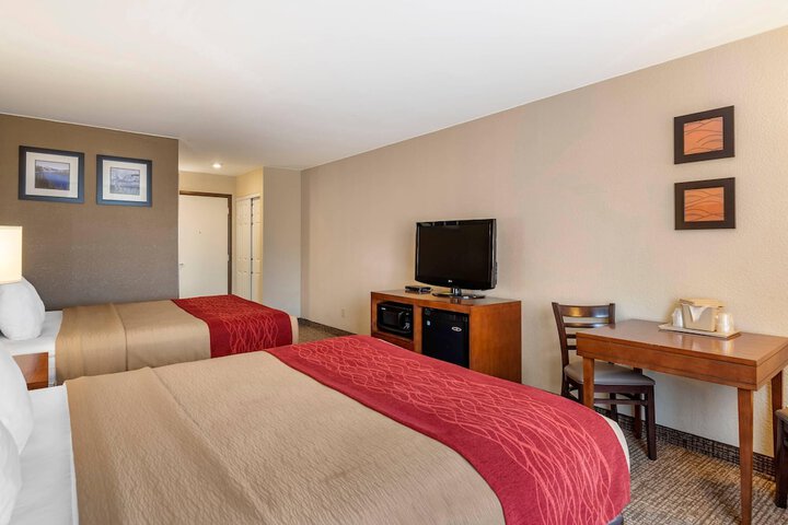Room 43 of 93