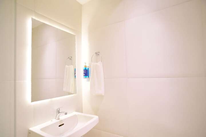 Room 20 of 37
