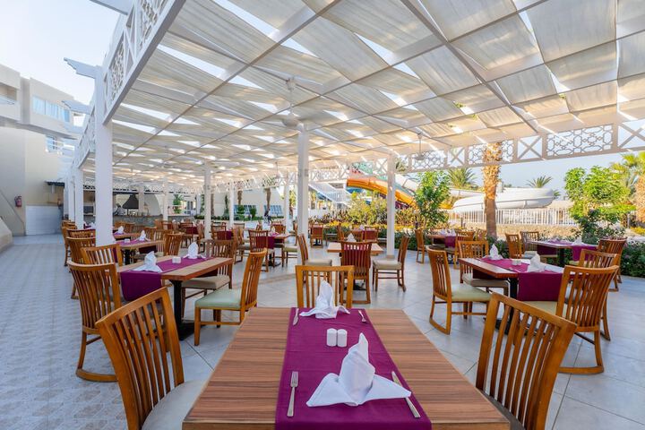 Dining 187 of 204