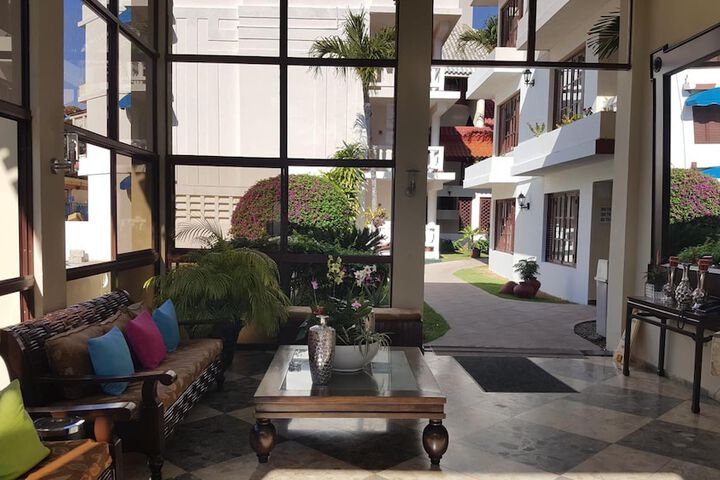 Guest Lobby