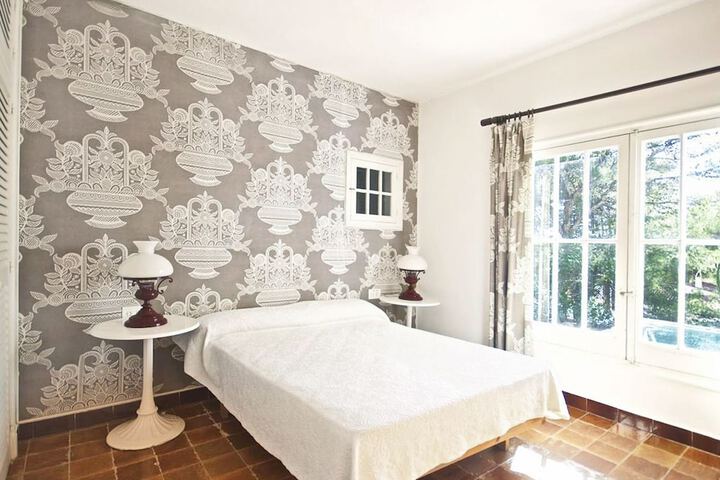 Room 5 of 21