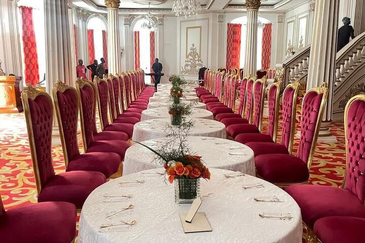 Ballroom/Hall 13 of 28