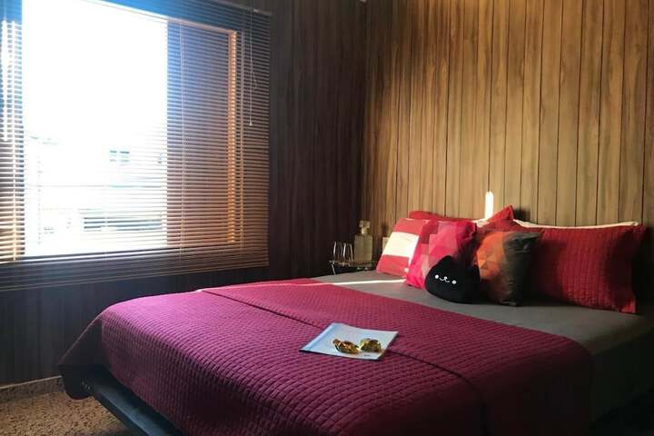 Room 14 of 26
