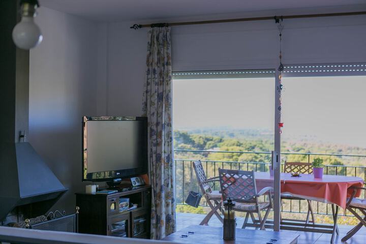 Room 10 of 29