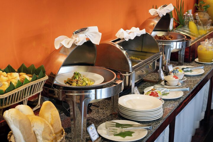 Breakfast/Coffee Service 91 of 109