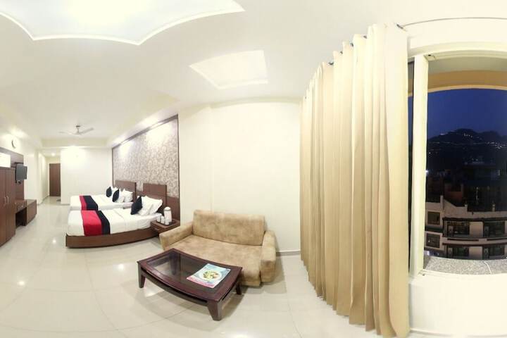Room 26 of 42