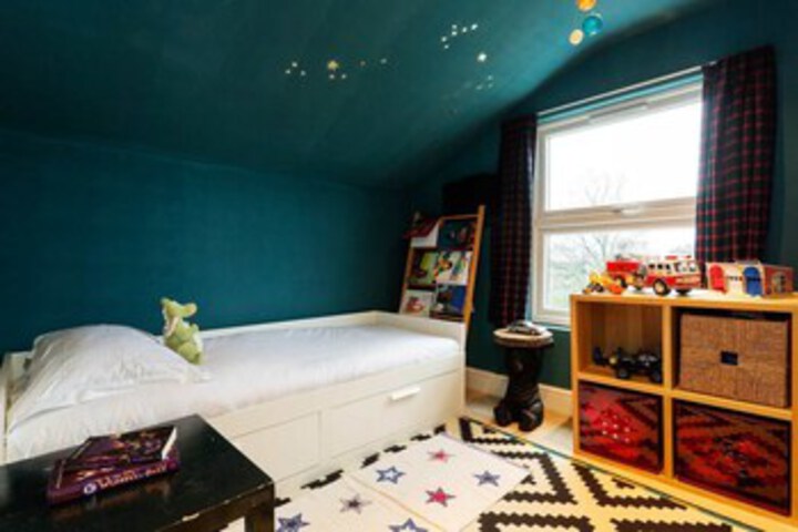 Room 18 of 24