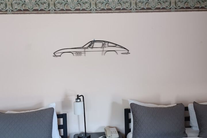 Room 82 of 135