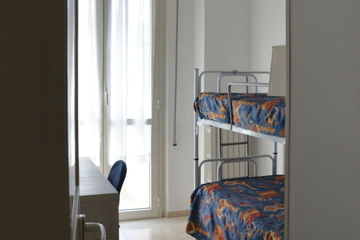 Room 3 of 16