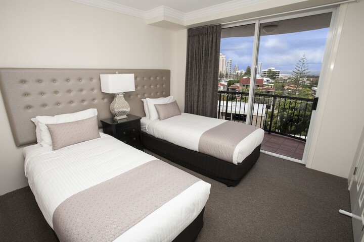 Room 8 of 88