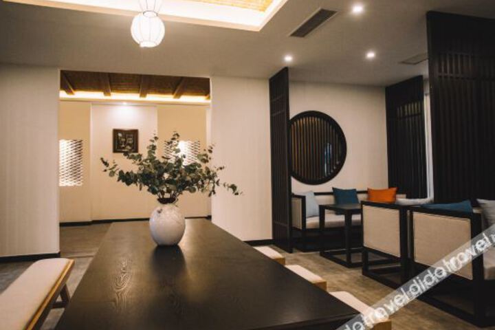 Hotel Interior 13 of 25