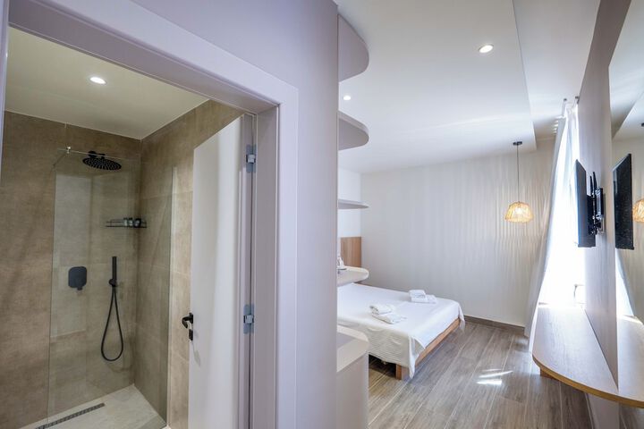 Room 11 of 175