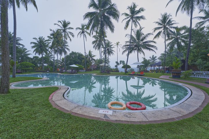 Pool 37 of 87
