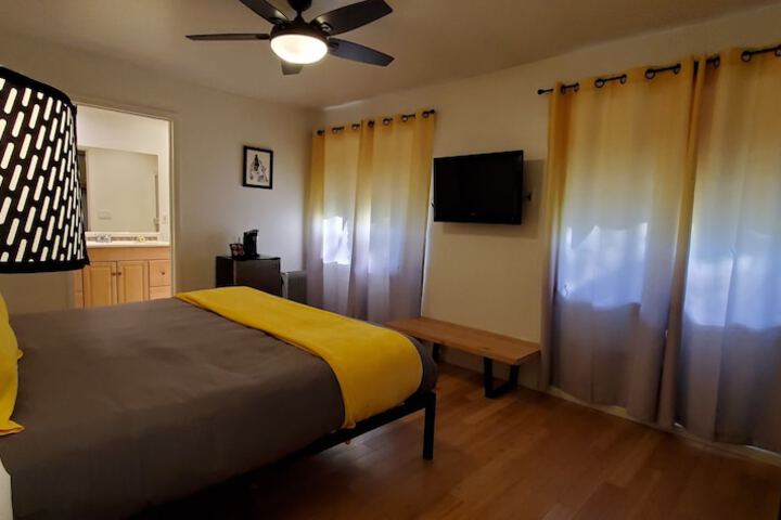 Room 12 of 52