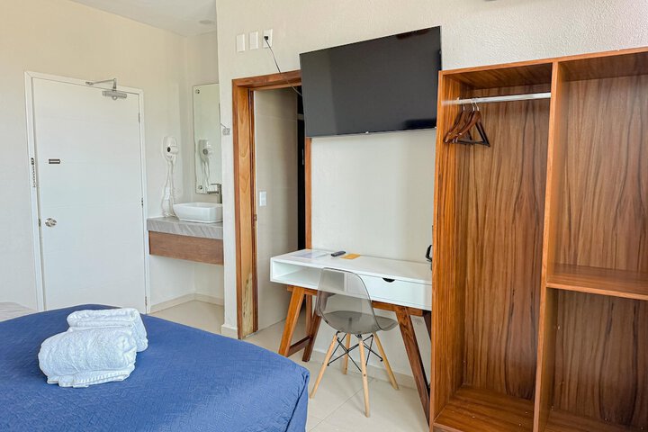 Room 45 of 121