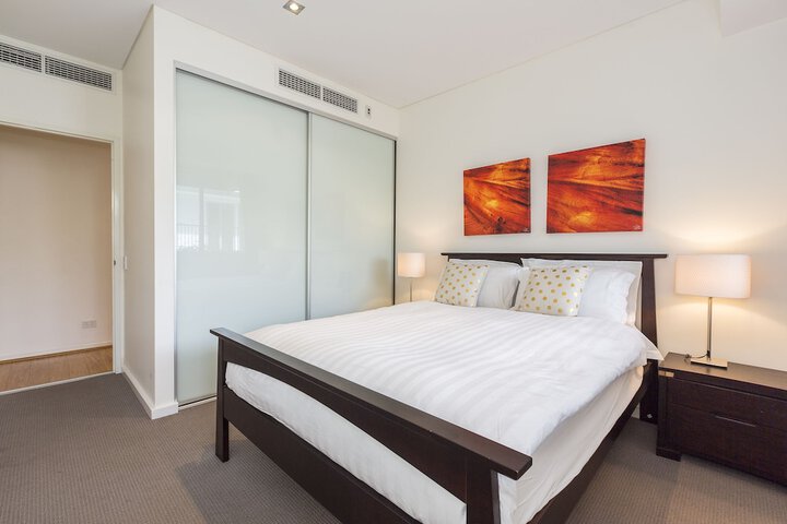 Room 7 of 46