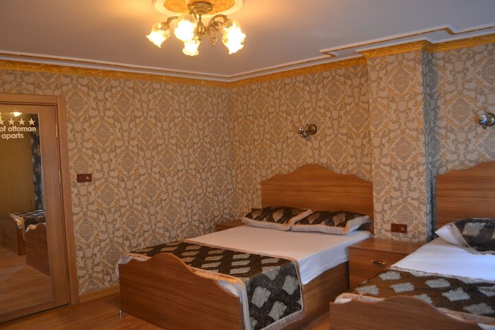 Room 4 of 31