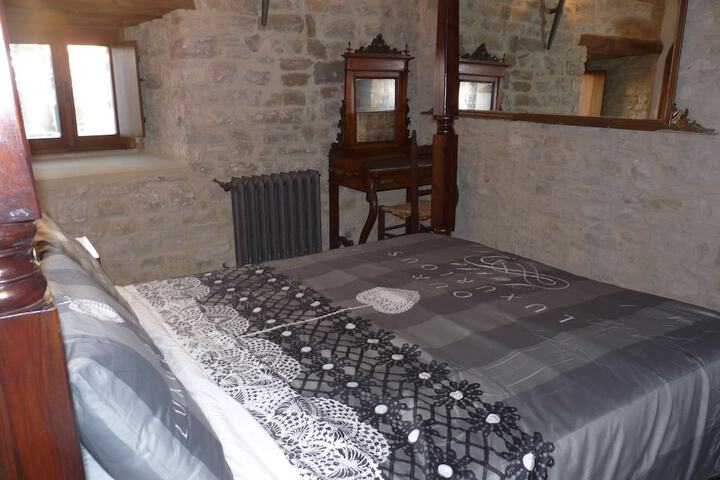 Room 7 of 96