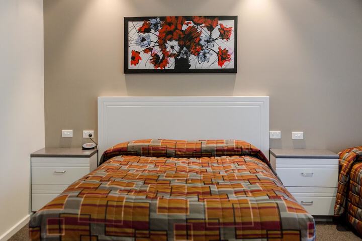 Room 13 of 50