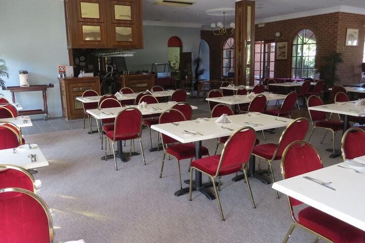 Dining Photos
