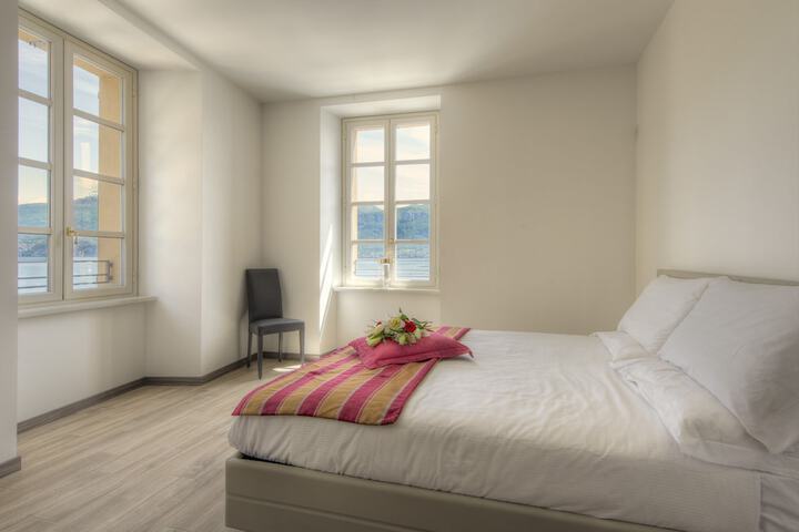 Room 4 of 22