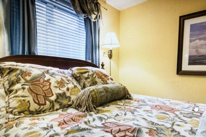 Room 7 of 92